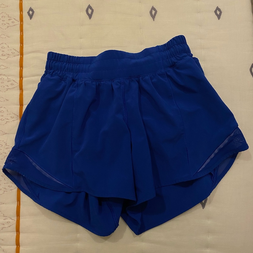 4” Lululemon Hotty Hot Shorts Size 2